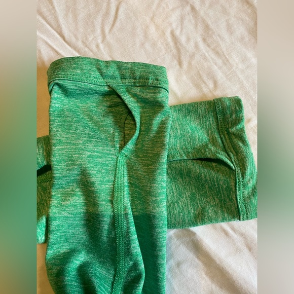 Nike Running Dri Fit Women’s 1/2 Zip Top, Size M, Green, Lightweight, EUC! - Picture 6 of 11